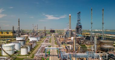 Stire din Economie : Programele de formare, la mare căutare în industria energetică