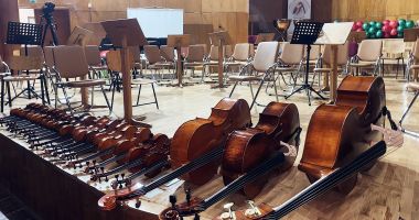 Rompetrol dotează cu instrumente muzicale două instituții de învățământ din România - 2