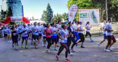 Stire din Eveniment : Rompetrol Run and Care - cros caritabil pentru Fundația Principesa Margareta și Magicamp