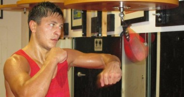 Stire din Sport : România a trimfat în Las Vegas. Ronald Gavril, a treia victorie în "Mecca" boxului