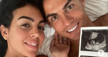 Stire din Sport : Cristiano Ronaldo și prietena sa au anunțat că vor fi din nou părinți