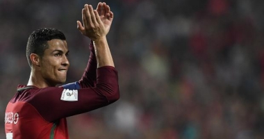 Stire din Sport : Fotbal / Franța și Portugalia s-au calificat la Cupa Mondială din 2018