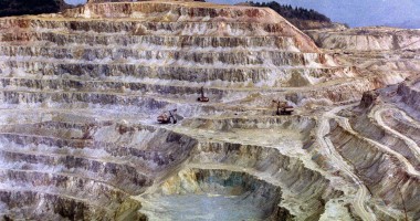 Stire din Economie : Ministerul Justiției, AVIZ POZITIV PENTRU EXPLOATARE la Roșia Montană