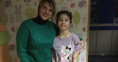 OTRĂVITĂ CU ACID, ARSĂ CU ȚIGARA DE NENUMĂRATE ORI / DRAMA UNEI COPILE, OPERATE PENTRU A 44-A OARĂ - 6