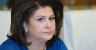 Stire din Eveniment : Ministerul Mediului: Autorizația pentru prinderea ursului va fi eliberată urgent