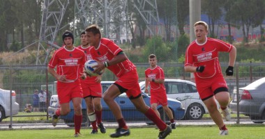 Stire din Sport : CFR - Liceul Tehnologic "Gheorghe Duca", vicecampioană națională la U17