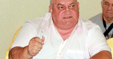 Stire din Sport : "Pentru jucătorii noștri, prima opțiune va fi RCJ Farul"