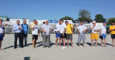 Primele eseuri, primele placaje pe nisipul din Mamaia - 2
