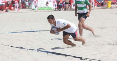 Frige nisipul la Turneul Oval 5 Beach Rugby România - 5