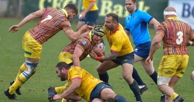 Stire din Sport : „Stejarii”, victorie cu emoţii în partida cu Spania