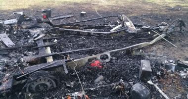 Rulotă mistuită de flăcări, la Mamaia. În urma sa a rămas doar un morman de fiare! - 6