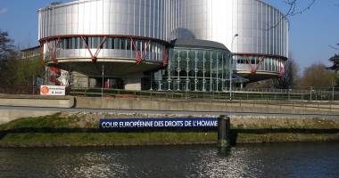 Stire din Actualitate : Rusia, condamnată la CEDO pentru sistemul său de ascultări telefonice