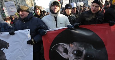 Stire din Actualitate : Poliția rusă a reprimat violent manifestația anti-Putin