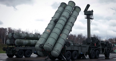 Stire din Actualitate : Iranul a testat cu succes sistemul rus de apărare antiaeriană S-300