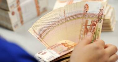 Stire din Actualitate : Chinezii profită de prăbușirea rublei si fac cumpărături. Iată cum
