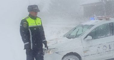 GALERIE FOTO Polițiștii constănțeni acționează în filtre rutiere pe principalele artere de circulație - 7