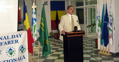 Stire din Economie : Să-i ajutăm pe marinarii și cadeții români! Galerie FOTO