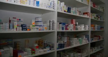 Stire din Sănătate : Mii de pacienți disperați! Terapiile pentru bolile cronice lipsesc din farmacii
