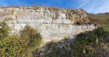 Cercetări arheologice. Cetatea Sacidava, o necunoscută cu un farmec aparte - 2