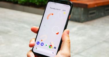 Stire din Tehnologie : Google îți transformă telefonul în cel mai bun paznic. Iată cum are grijă de siguranța ta