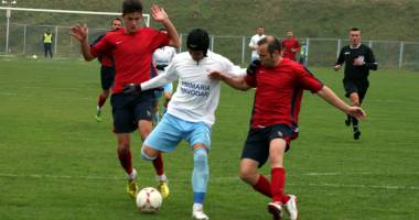 Stire din Sport : Liga a II-a de fotbal, etapa a 13-a. Săgeata învinge pe CS Balotești și revine pe podium