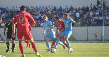 Fotbal / Săgeata Năvodari rămâne neînvinsă și după meciul cu FC Botoșani / Galerie foto - 6