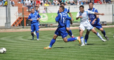 Fotbal / Săgeata Năvodari, înfrângere drastică la Botoșani / Galerie foto - 6