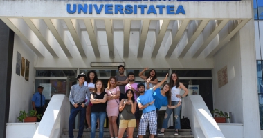 Stire din Cultură-Educație : Universitatea "Andrei Șaguna" se mândrește cu bursierii Erasmus