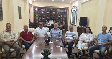 Stire din Cultură-Educație : O delegație din Suleyman Pașa  a ajuns la Universitatea "Andrei Șaguna"