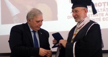 O nouă promoție de studenți la Universitatea "Andrei Șaguna" - 2