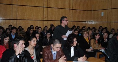 Șaguniști în postura de "judecători din umbră" - 2