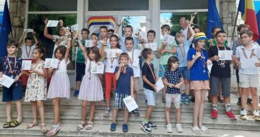 Stire din Sport : Şahişti din România, Bulgaria şi Ucraina, prezenţi la turneul dedicat Zilei Marinei Române