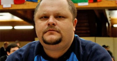 Stire din Sport : "Piedone" s-a înclinat în fața unui matematician "pensionar"!