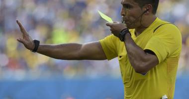 Stire din Sport : Arbitri adiționali în returul Ligii I și în Cupa României