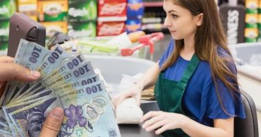 Stire din Economie : Salariile din mediul privat, în atenția Guvernului. Se pregătește un nou proiect de lege