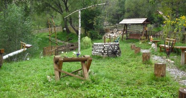 Stire din Economie : S-a lansat programul "Vacanțe la țară". Iată cât costă un sejur