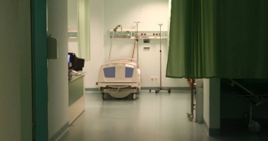 Stire din Actualitate : O româncă din Italia este în stare gravă după ce a fost incendiată de concubinul ei italian