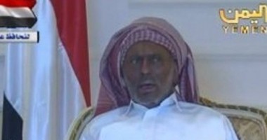 Stire din Actualitate : Președintele Yemenului a apărut la televizor cu mâinile bandajate și arsuri pe față