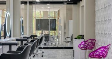 Stire din Social : Inspectorii antifraudă au făcut ravagii în saloanele de înfrumusețare. A plouat cu amenzi și avertismente
