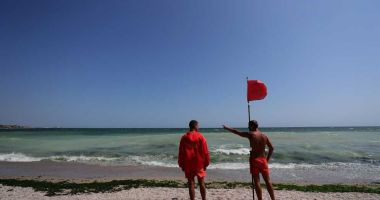 Alertă la Neptun. Salvatorii caută un bărbat dispărut în mare - 2
