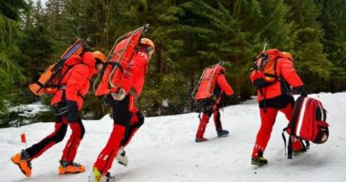 Stire din Social : Peste o sută de apeluri la Salvamont în ultimele 24 de ore