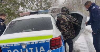 Un constănțean fără locuință a cerut ajutor polițiștilor să-l adăpostească, împreună cu cățelul său, de viscol - 3