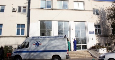 Stire din Sănătate : Cine mai poate salva Spitalul CFR