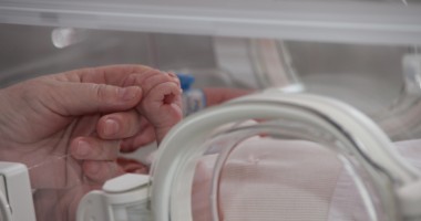 Stire din Sănătate : "Maternitatea din Constanța întâmpină mari dificultăți în îngrijirea bebelușilor"