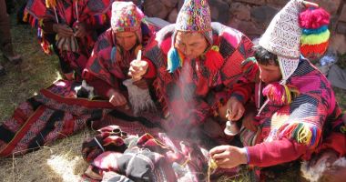 Stire din Actualitate : Șamanii din Peru au prezis sfârșitul războiului din Ucraina, dar şi multe tragedii!