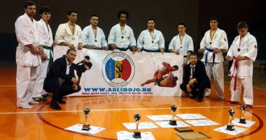 Stire din Sport : Sâmbătă, start al Cupei României la Karate Ashihara