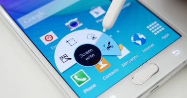 Stire din Tehnologie : Noul Samsung Galaxy, lansat cu fast pe 13 august. Evenimentul poate fi văzut live