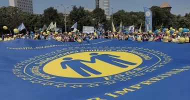 Stire din Actualitate : Angajații din sănătate amenință cu greva generală