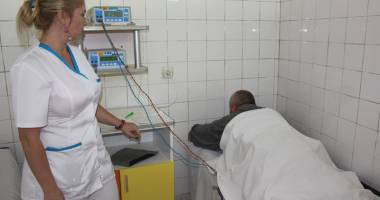 Vine primăvara! Tratamente și programe de relaxare, la Sanatoriul Mangalia - 2