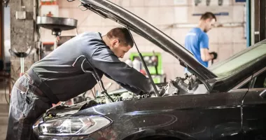 Stire din Social : Controale în service-urile auto constănțene. Amenzi pentru nerespectarea legislației muncii